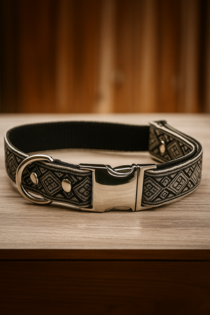 CuddleMutt™ Regal Weave Collar