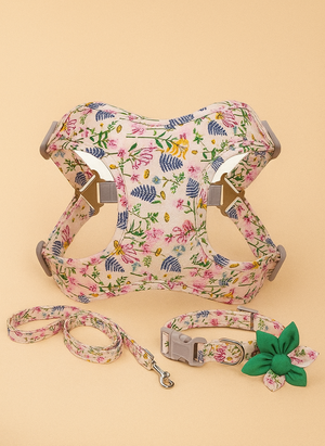 CuddleMutt™ Floral Trio Set – Collar, Harness & Leash for Small to Large Dogs